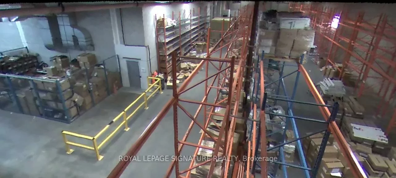 2115, South Service, 1014 - QE Queen Elizabeth, Oakville