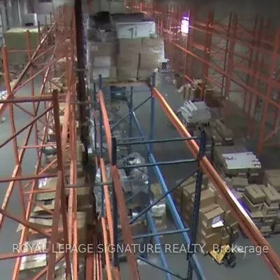 2115, South Service, 1014 - QE Queen Elizabeth, Oakville