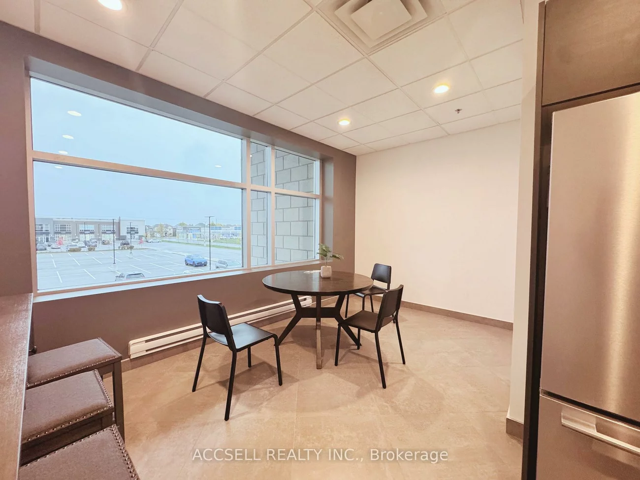 3485, Rebecca, 1014 - QE Queen Elizabeth, Oakville