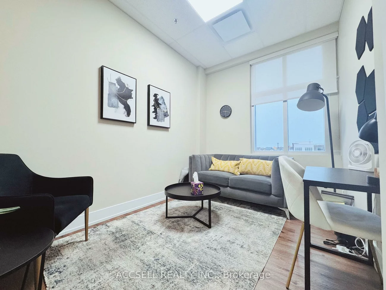 3485, Rebecca, 1014 - QE Queen Elizabeth, Oakville