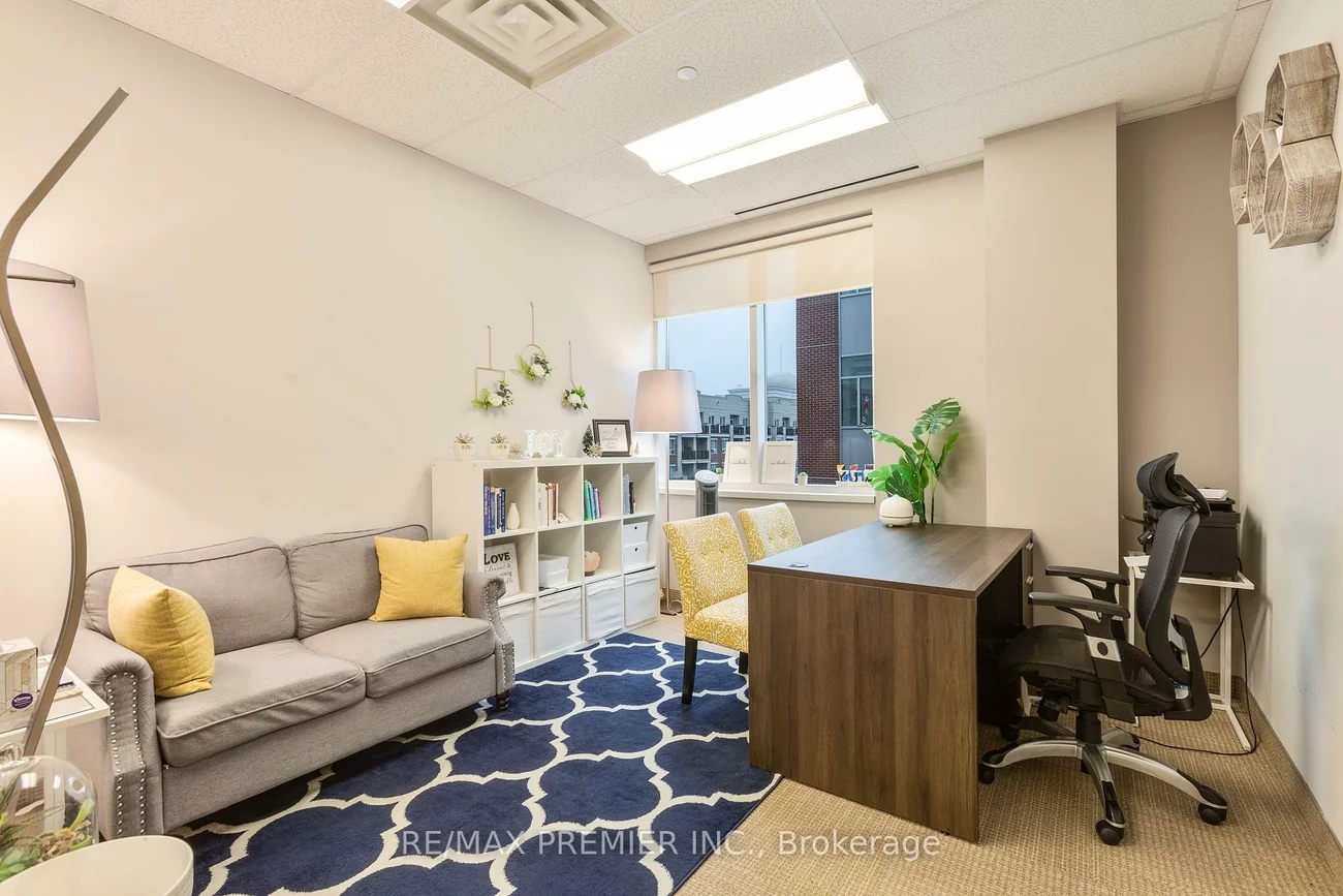 231, Oak Park, 1015 - RO River Oaks, Oakville