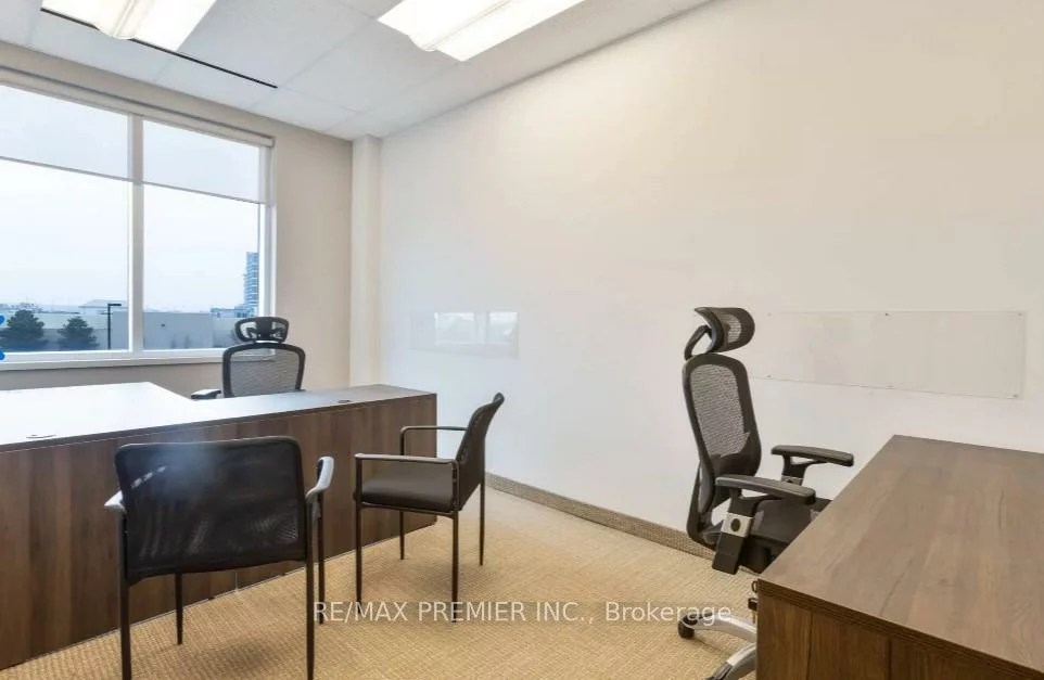 231, Oak Park, 1015 - RO River Oaks, Oakville