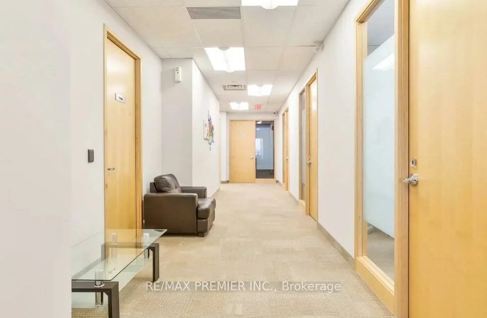 231, Oak Park, 1015 - RO River Oaks, Oakville