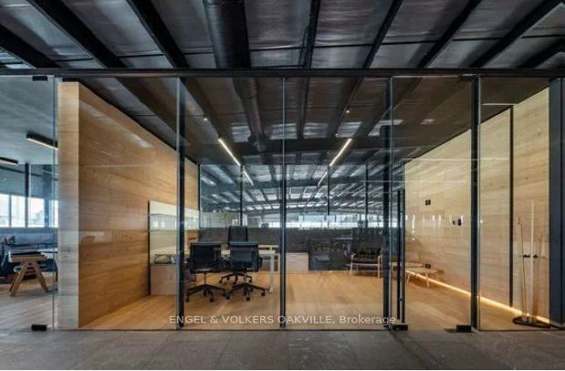 504, Iroquois Shore, 1014 - QE Queen Elizabeth, Oakville