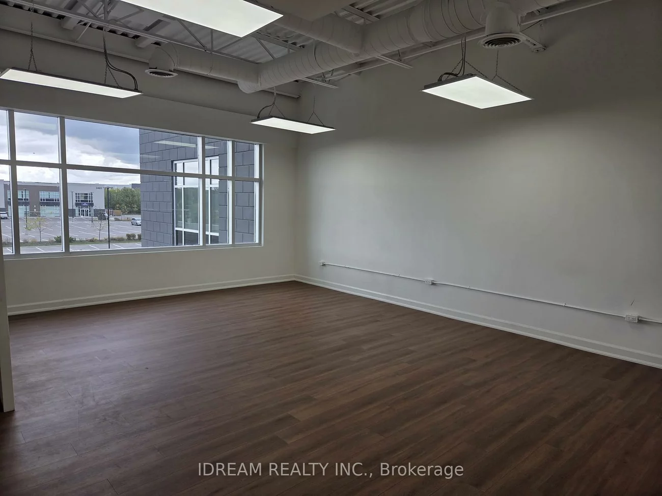 3495, Rebecca, 1014 - QE Queen Elizabeth, Oakville