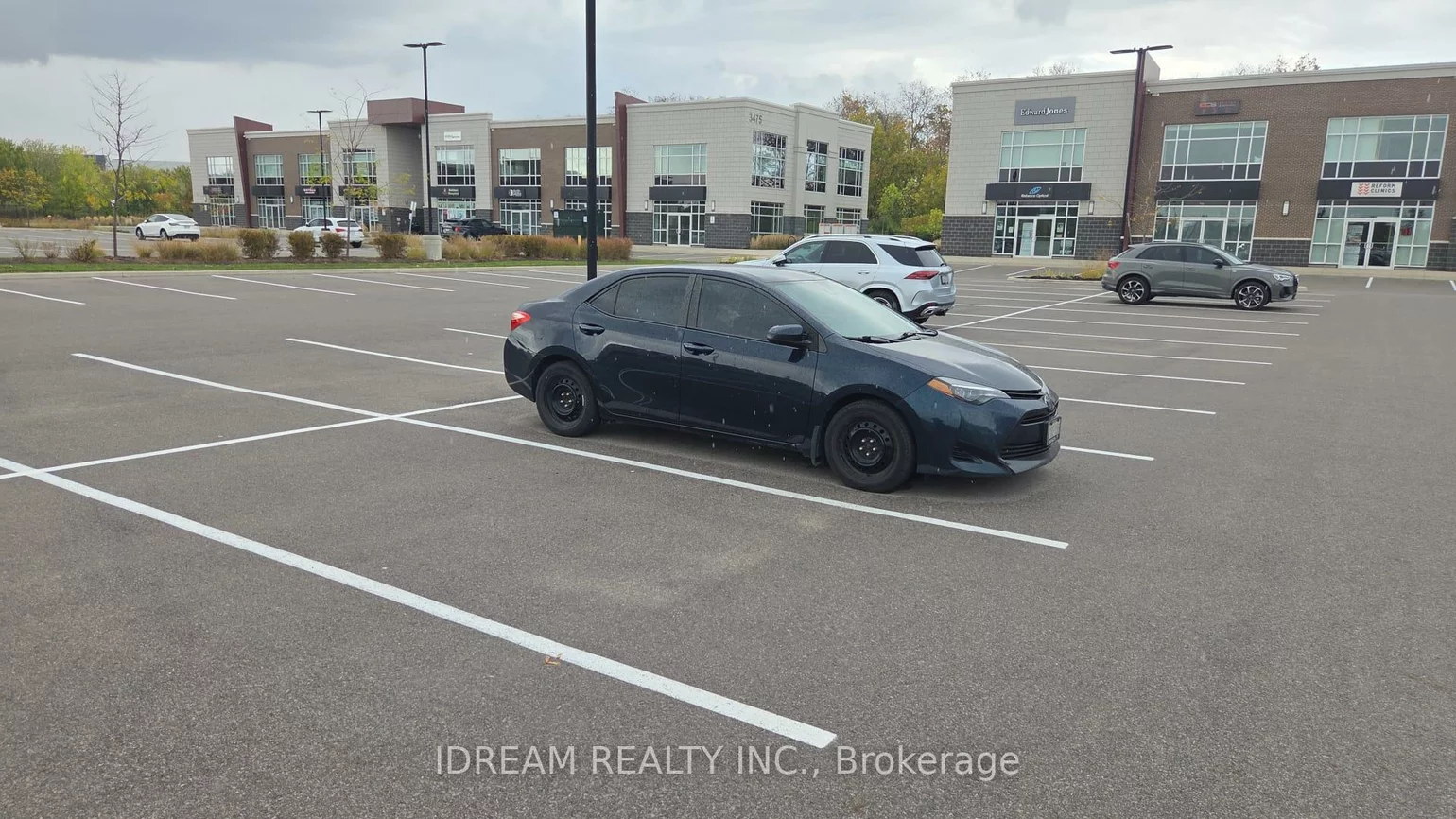 3495, Rebecca, 1014 - QE Queen Elizabeth, Oakville