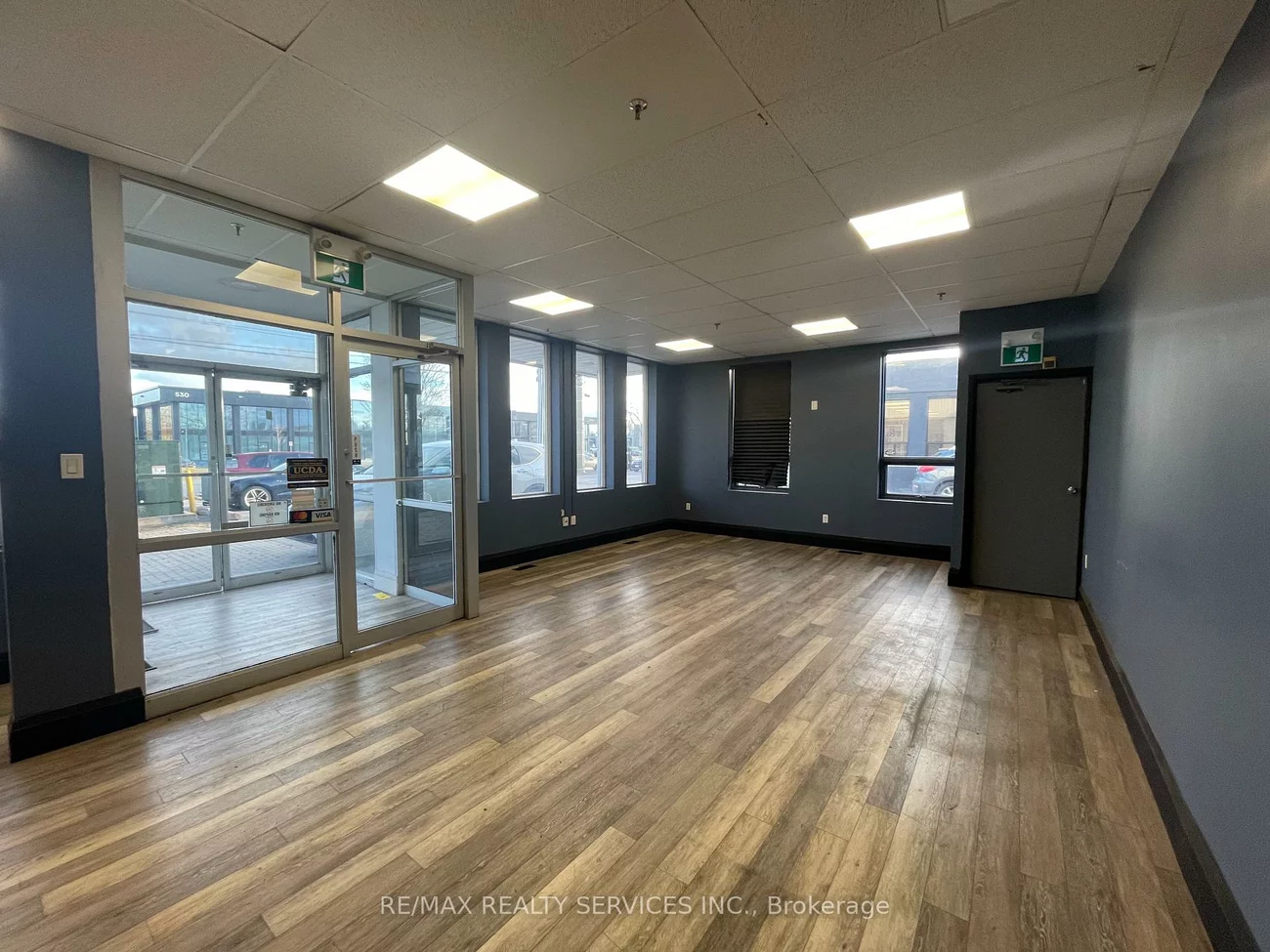 529, Speers, 1014 - QE Queen Elizabeth, Oakville