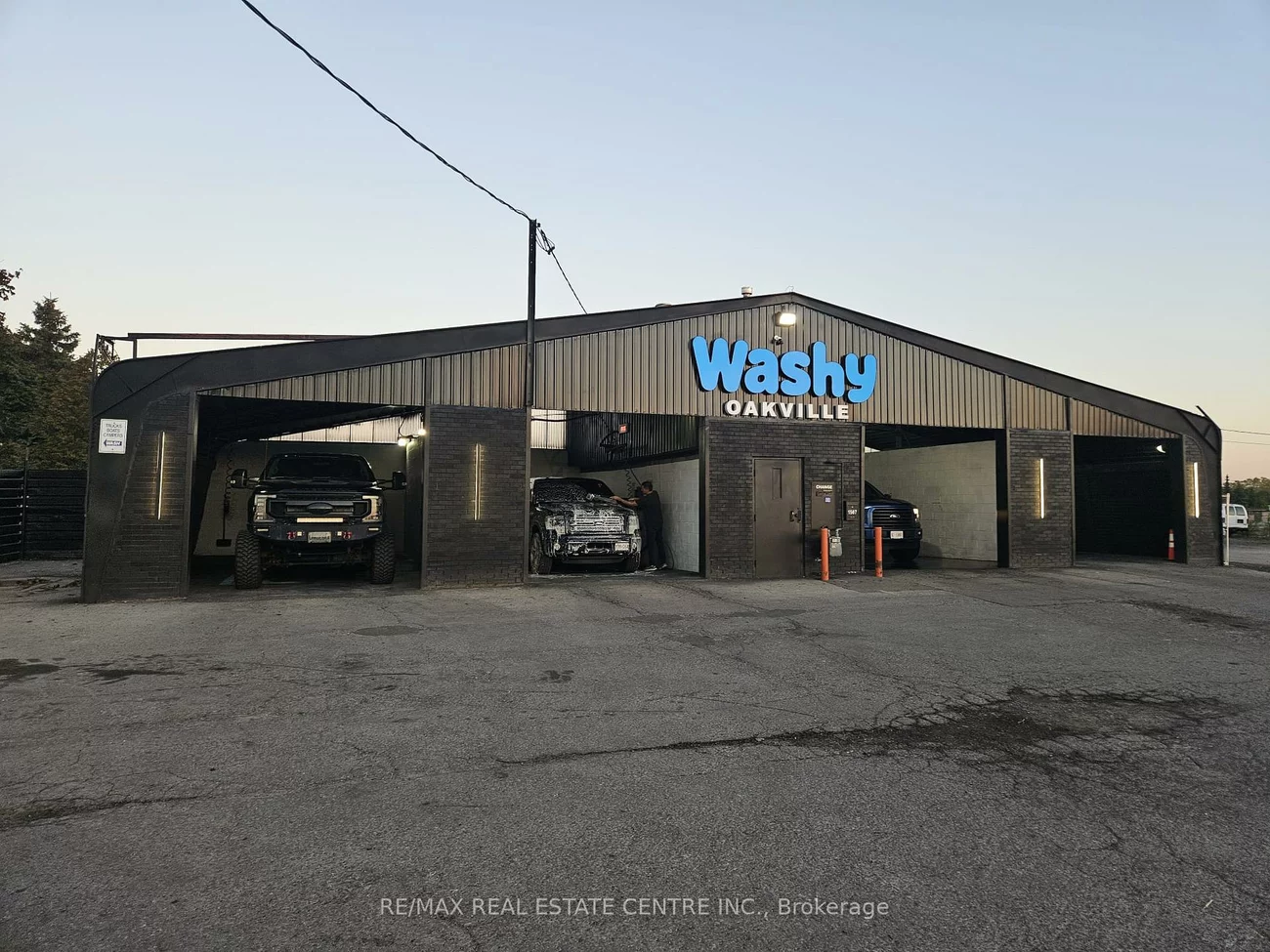 1507, Speers, 1014 - QE Queen Elizabeth, Oakville