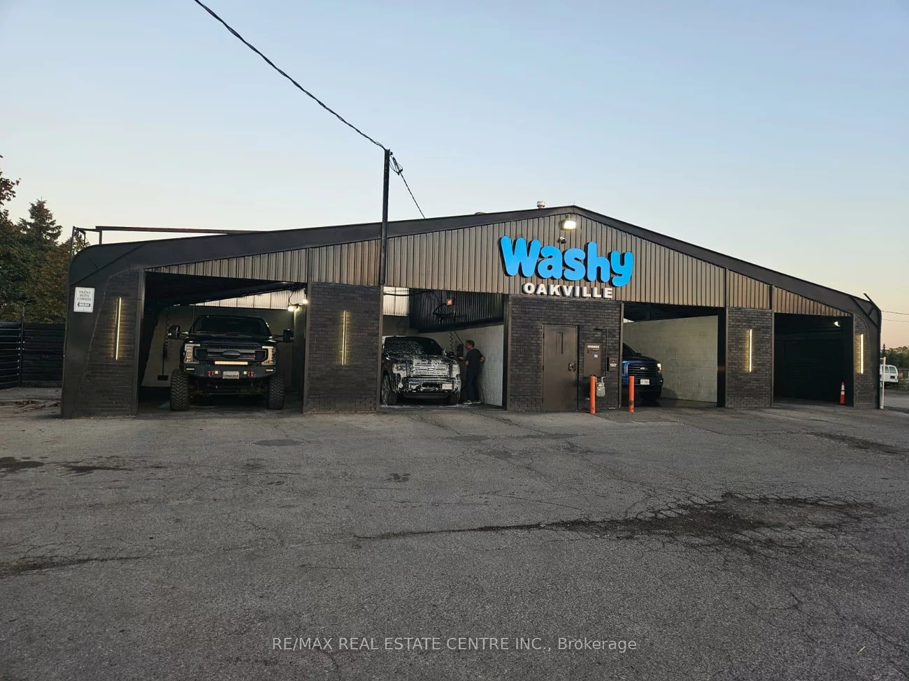 1507, Speers, 1014 - QE Queen Elizabeth, Oakville