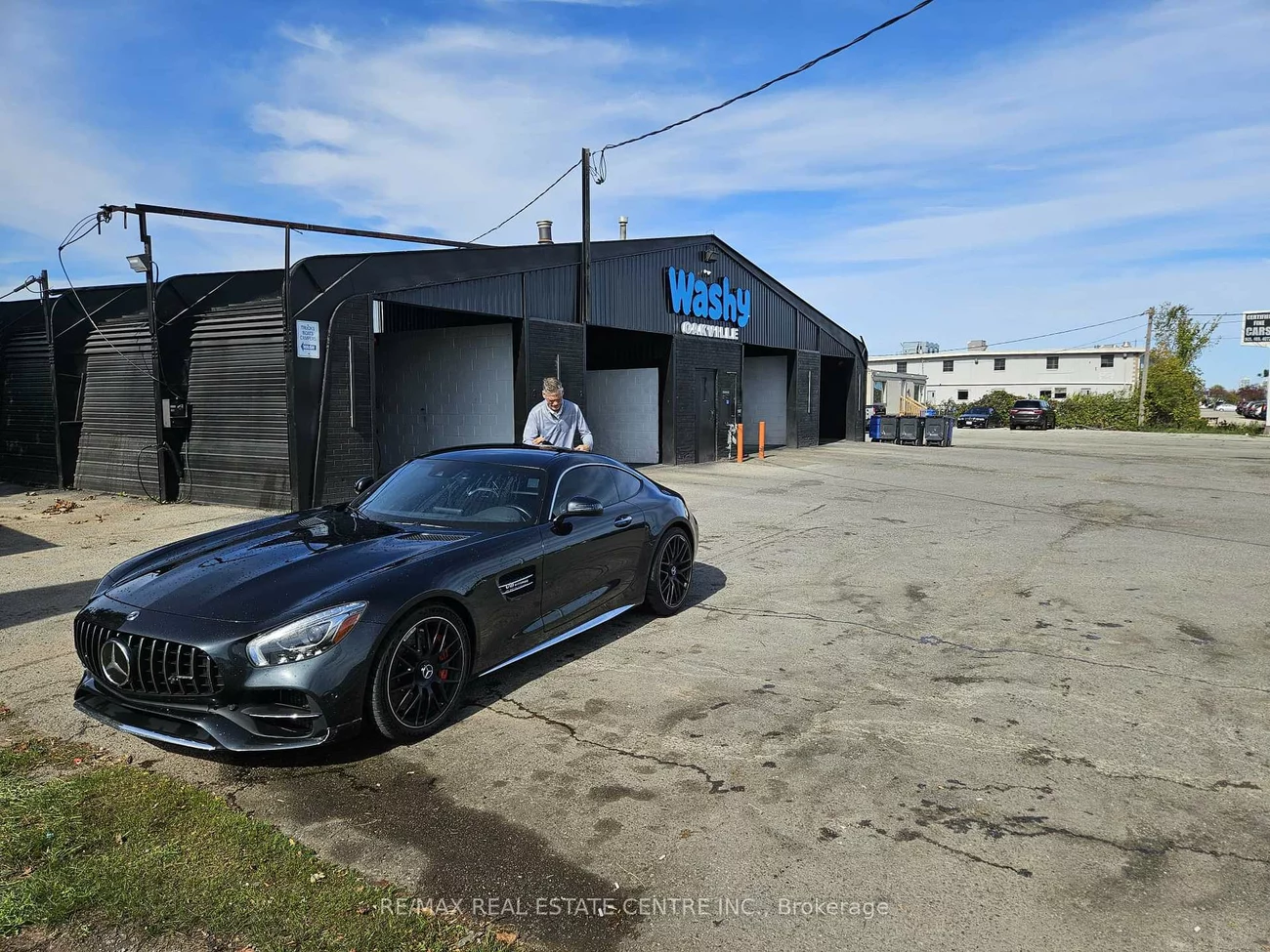 1507, Speers, 1014 - QE Queen Elizabeth, Oakville