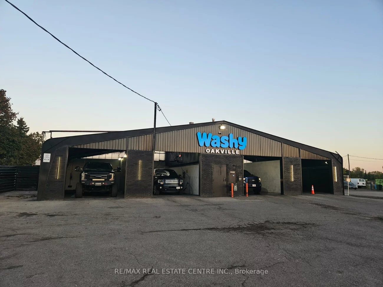 1507, Speers, 1014 - QE Queen Elizabeth, Oakville