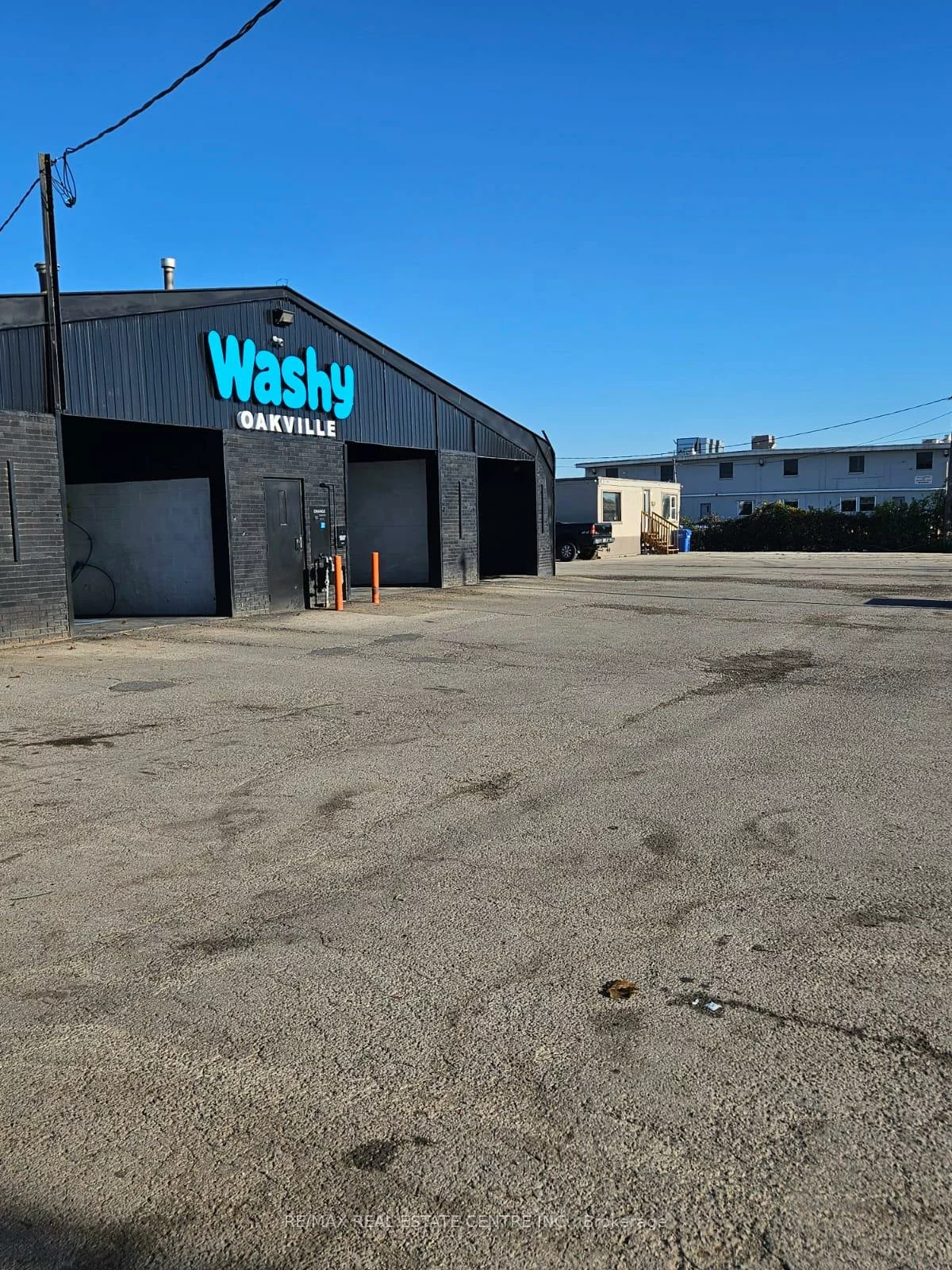 1507, Speers, 1014 - QE Queen Elizabeth, Oakville