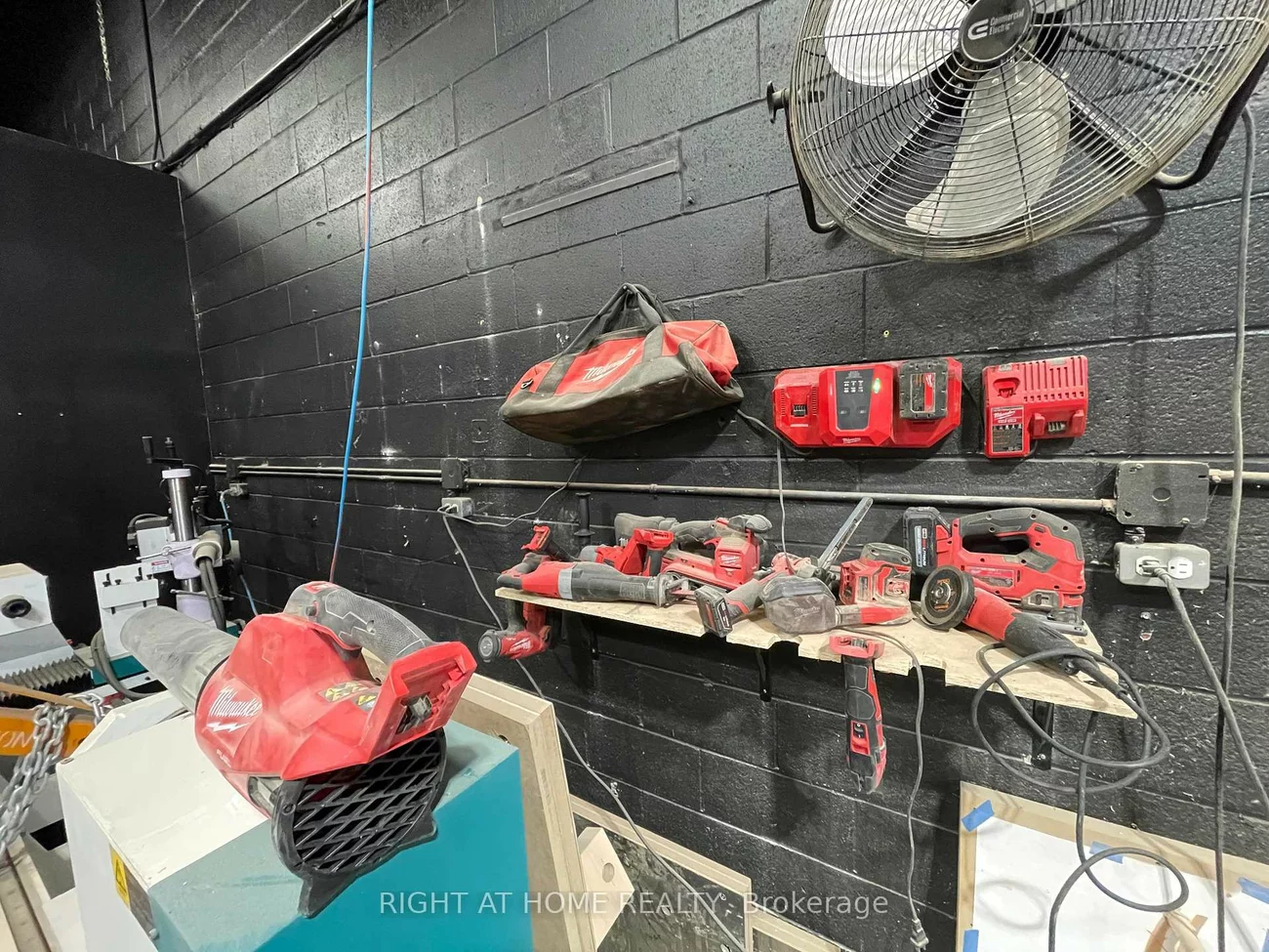 345, Wyecroft, 1014 - QE Queen Elizabeth, Oakville