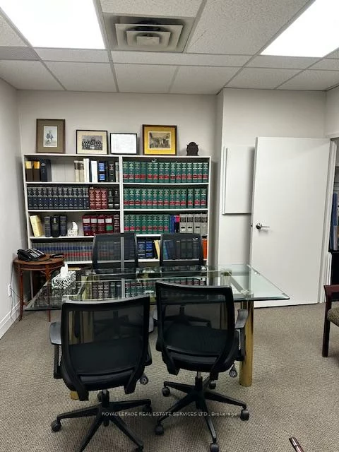 235, Lakeshore, 1013 - OO Old Oakville, Oakville