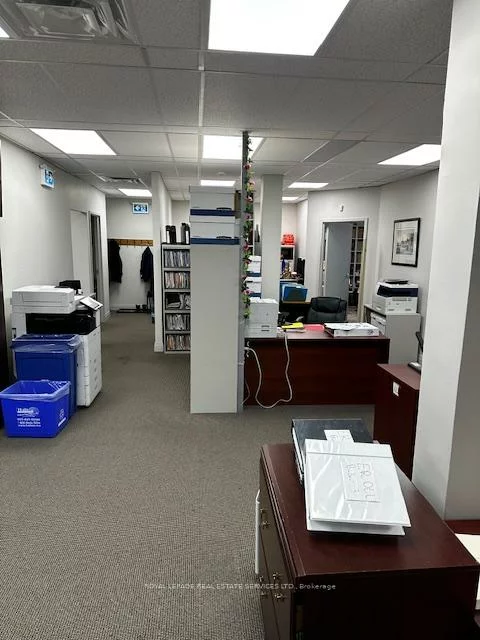 235, Lakeshore, 1013 - OO Old Oakville, Oakville