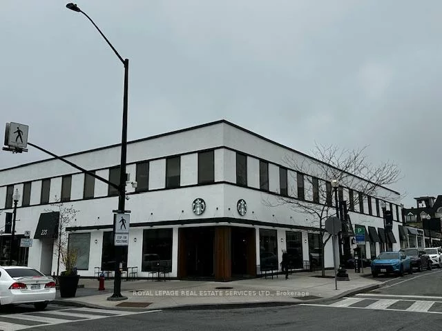 235, Lakeshore, 1013 - OO Old Oakville, Oakville