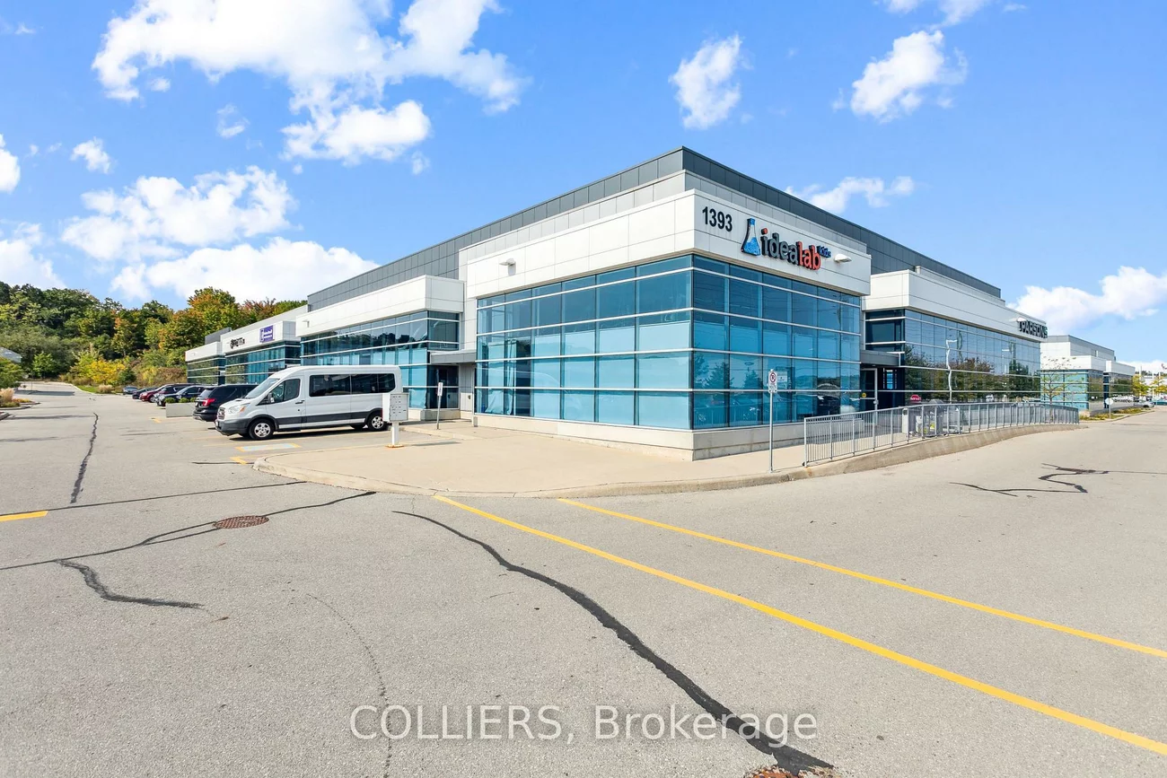 1393, North Service, 1014 - QE Queen Elizabeth, Oakville