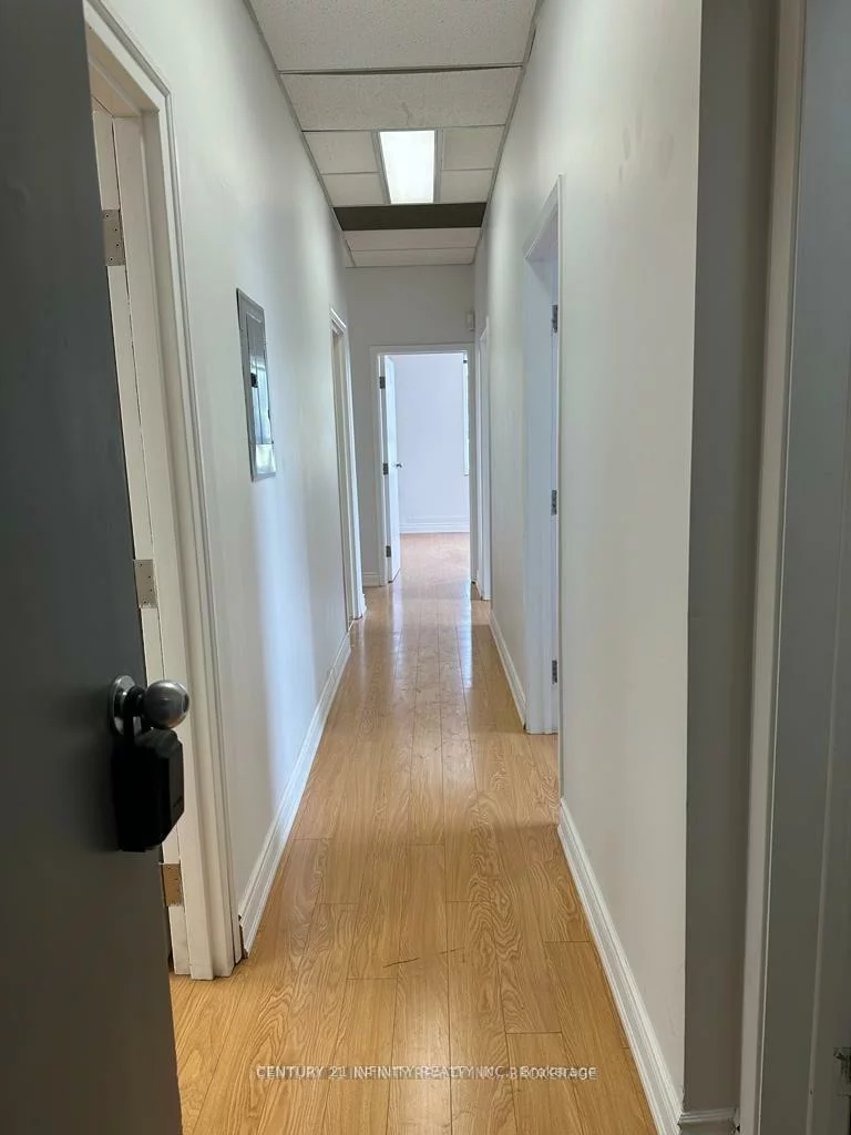 323, Kerr, 1002 - CO Central, Oakville