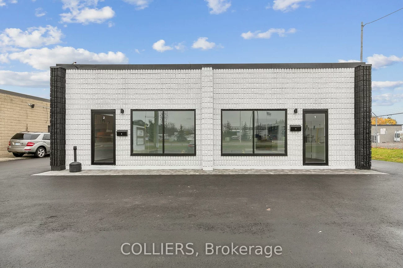 1244, Speers, 1014 - QE Queen Elizabeth, Oakville