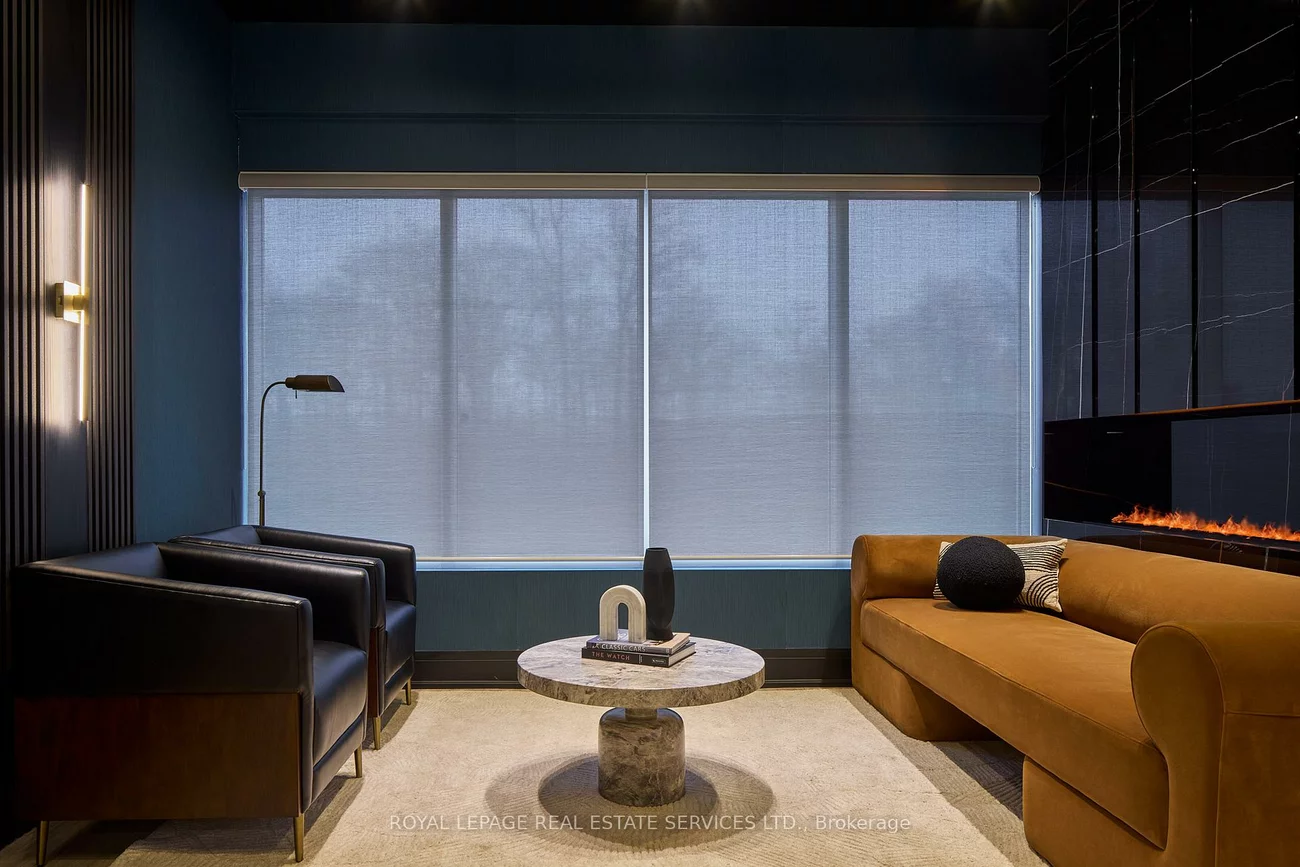 3475, Rebecca, 1014 - QE Queen Elizabeth, Oakville