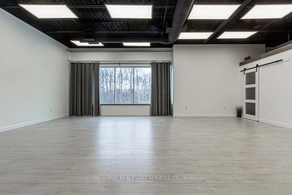 3475, Rebecca, 1014 - QE Queen Elizabeth, Oakville