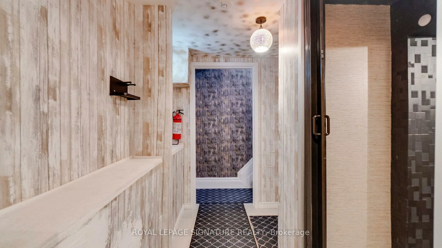 140, Trafalgar, 1013 - OO Old Oakville, Oakville