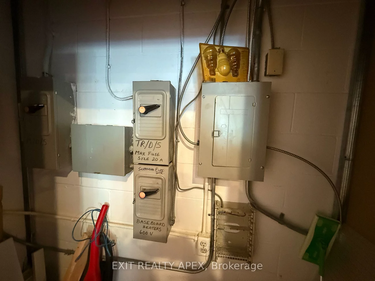 481, North Services, 1007 - GA Glen Abbey, Oakville