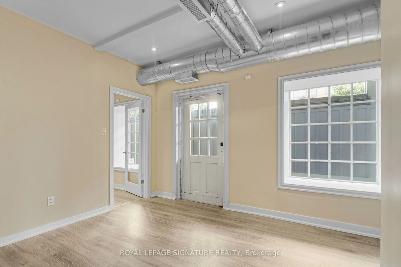 126, Trafalgar, 1013 - OO Old Oakville, Oakville