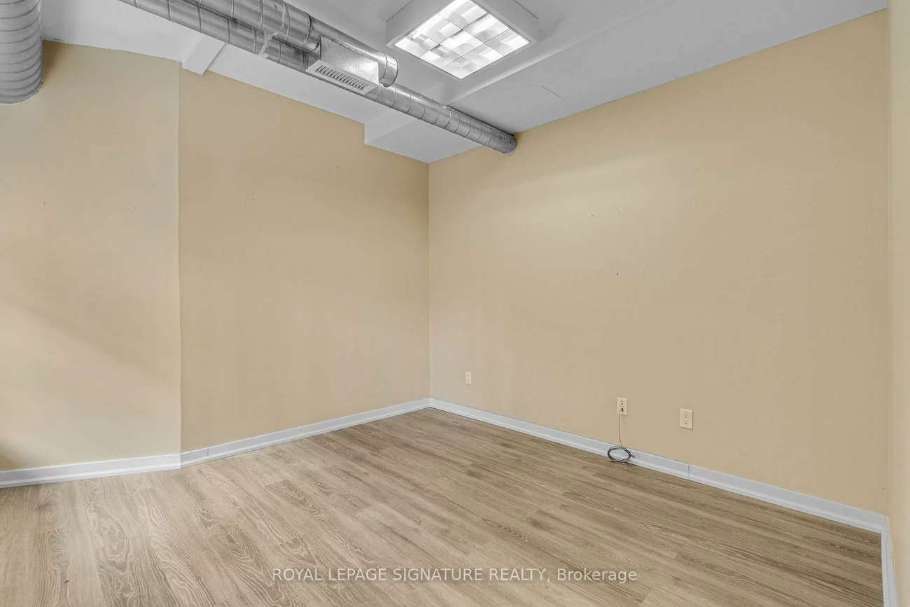 126, Trafalgar, 1013 - OO Old Oakville, Oakville