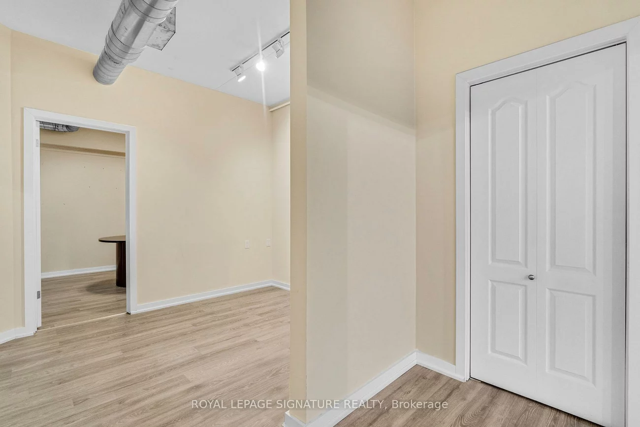 126, Trafalgar, 1013 - OO Old Oakville, Oakville