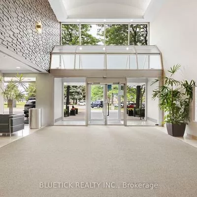 710, Dorval, 1014 - QE Queen Elizabeth, Oakville