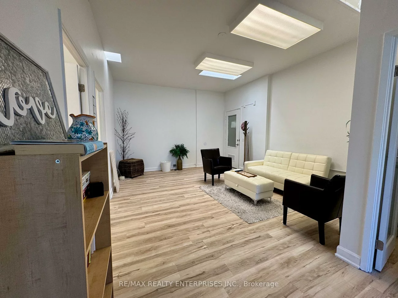 292, Lakeshore, 1013 - OO Old Oakville, Oakville