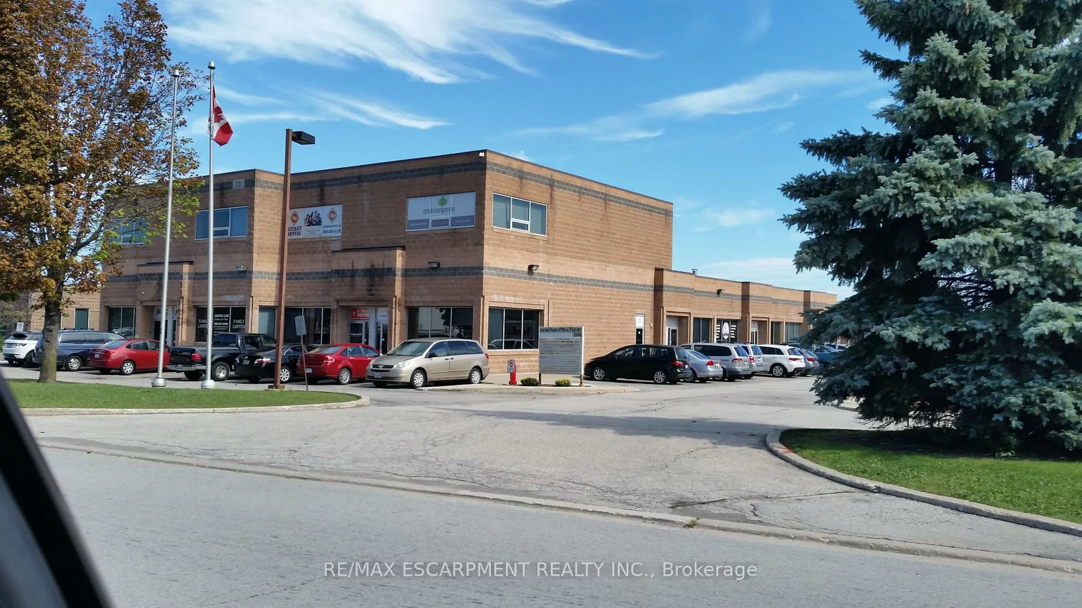 2380, Wyecroft, 1014 - QE Queen Elizabeth, Oakville