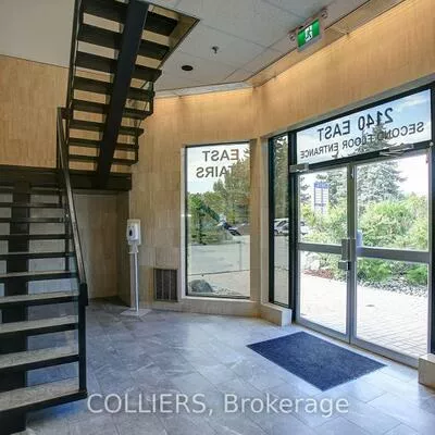 2140, Winston Park, 1021 - WP Winston Park, Oakville