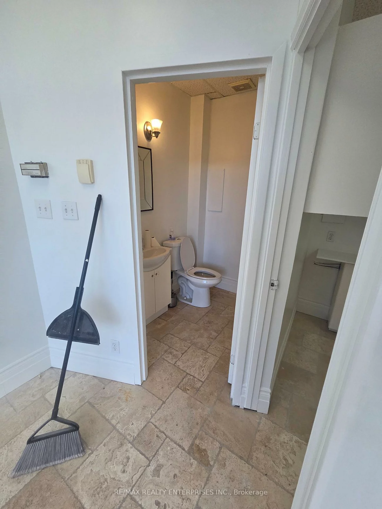 115, Trafalgar, 1013 - OO Old Oakville, Oakville