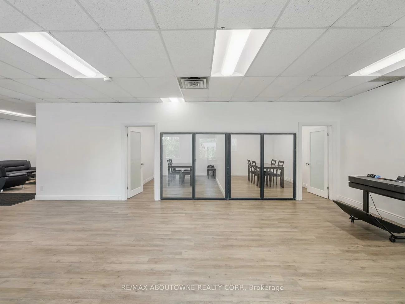 344, Lakeshore, 1013 - OO Old Oakville, Oakville