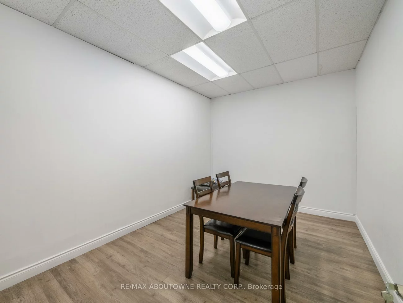 344, Lakeshore, 1013 - OO Old Oakville, Oakville