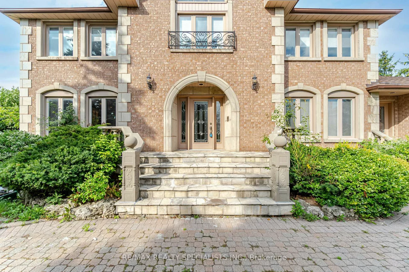 2069, Ninth, 1021 - WP Winston Park, Oakville