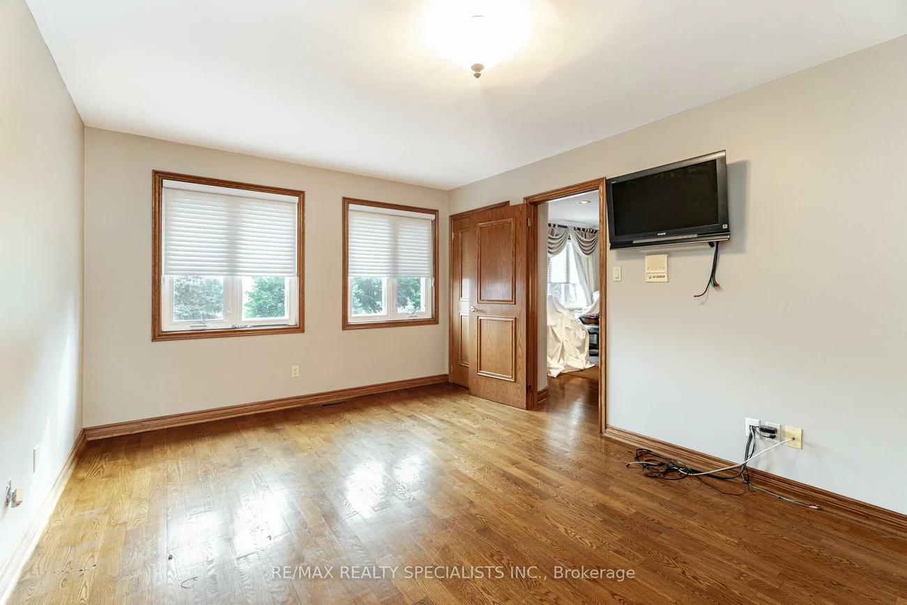 2069, Ninth, 1021 - WP Winston Park, Oakville