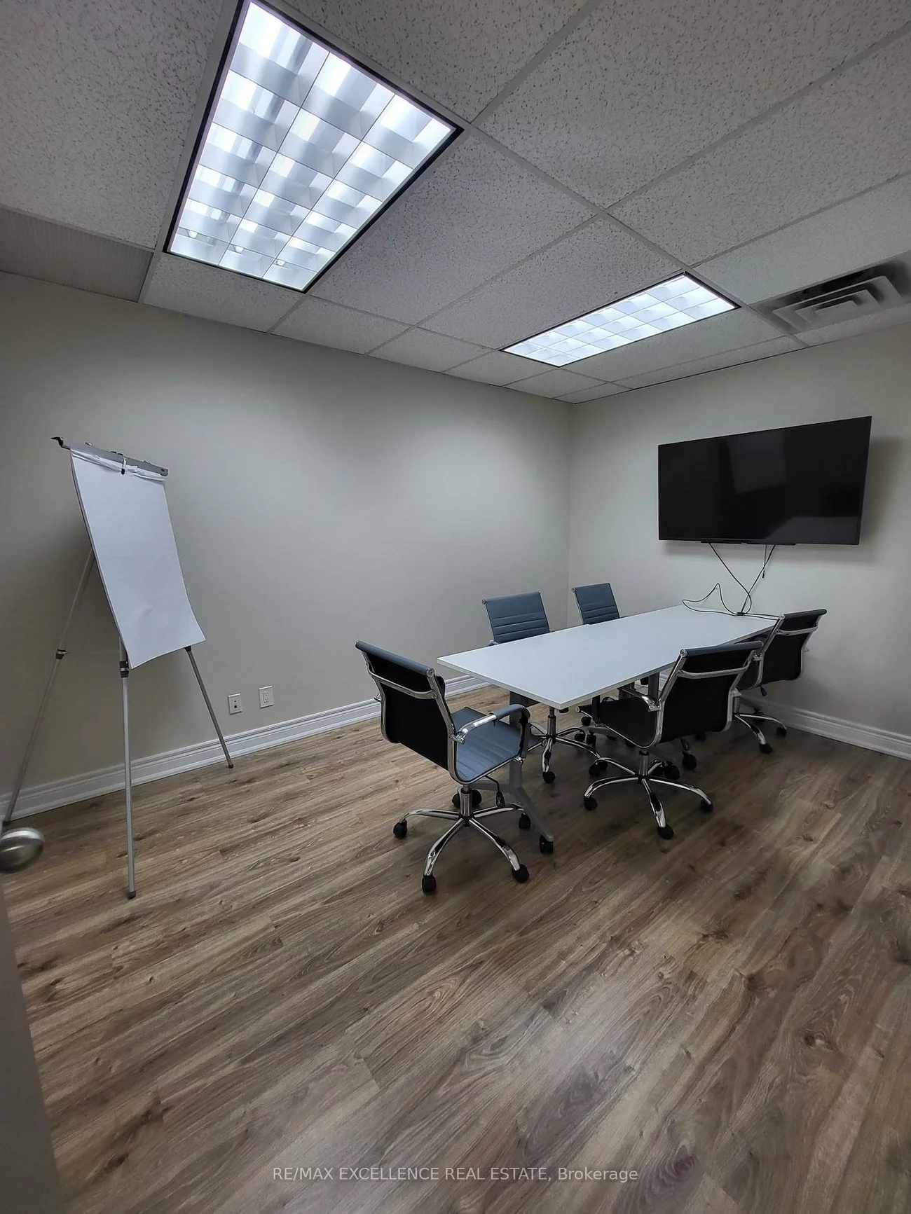 2896, South Sheridan, 1021 - WP Winston Park, Oakville