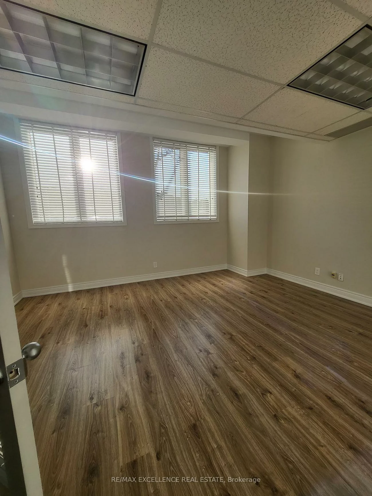 2896, South Sheridan, 1021 - WP Winston Park, Oakville