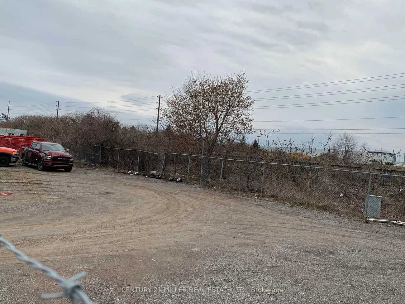 1149, Speers, 1014 - QE Queen Elizabeth, Oakville