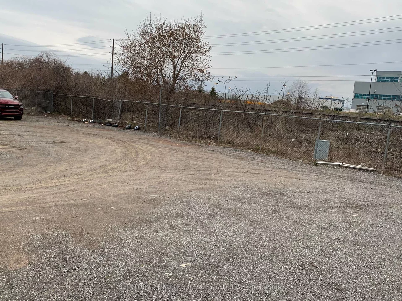 1149, Speers, 1014 - QE Queen Elizabeth, Oakville