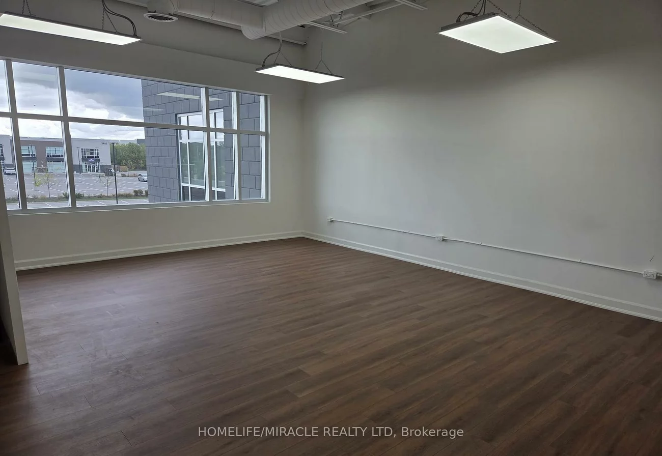 3495, Rebecca, 1014 - QE Queen Elizabeth, Oakville