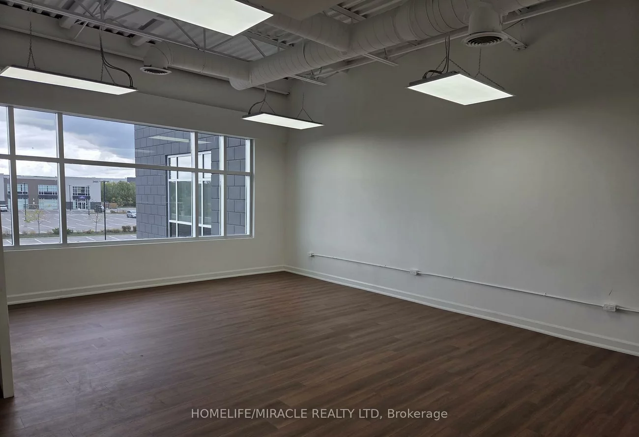 3495, Rebecca, 1014 - QE Queen Elizabeth, Oakville