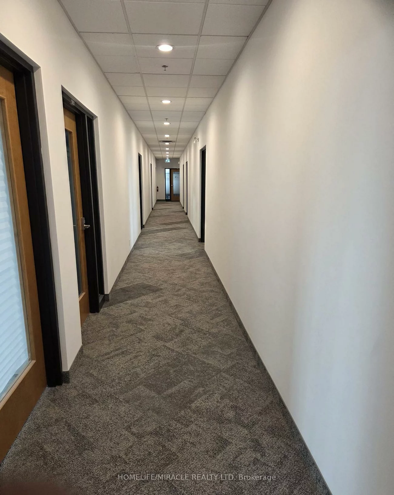 3495, Rebecca, 1014 - QE Queen Elizabeth, Oakville