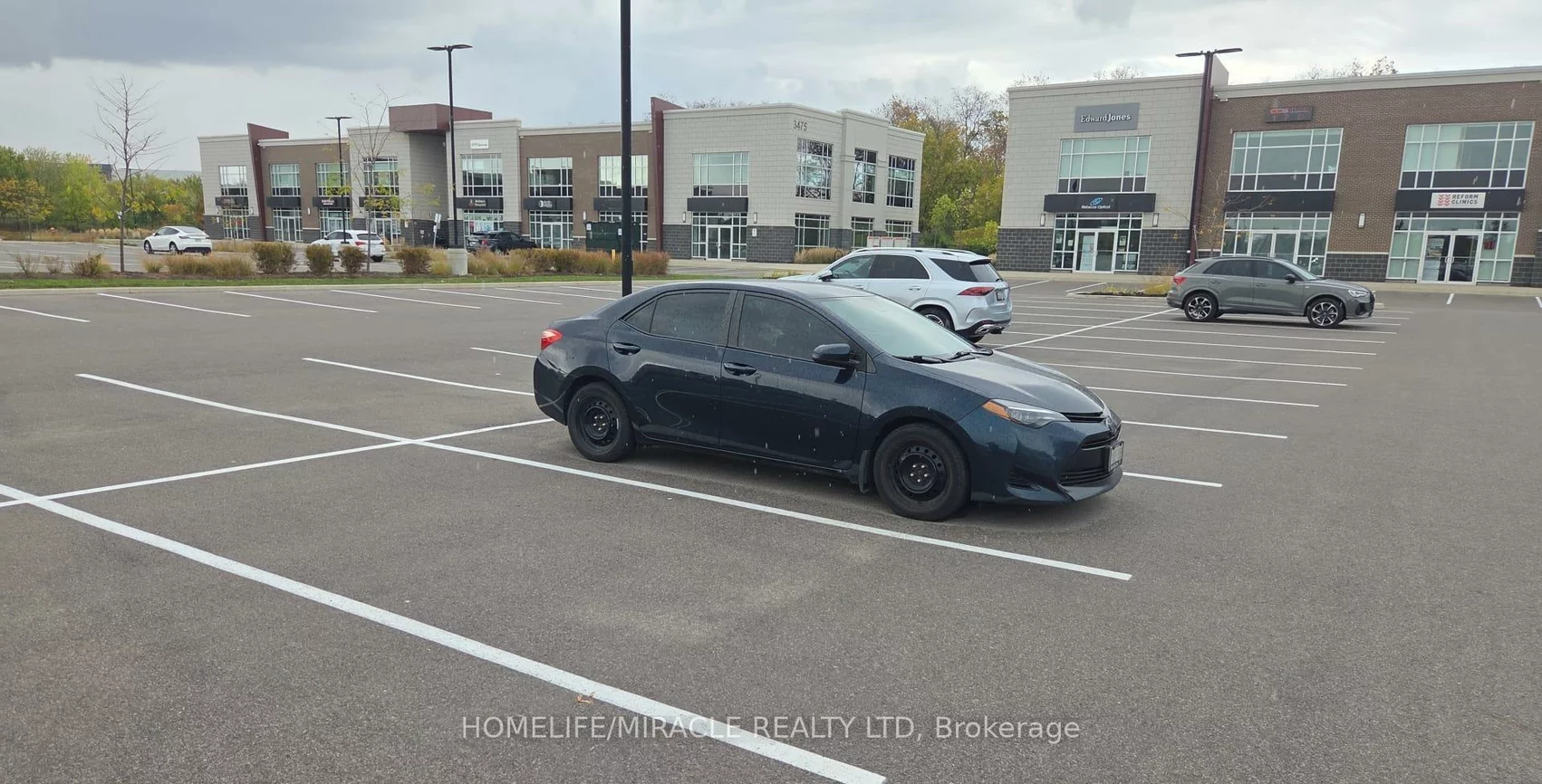 3495, Rebecca, 1014 - QE Queen Elizabeth, Oakville