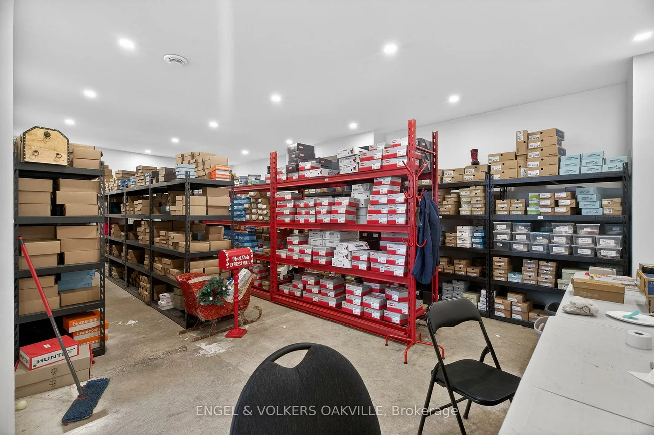 315, Lakeshore, 1013 - OO Old Oakville, Oakville