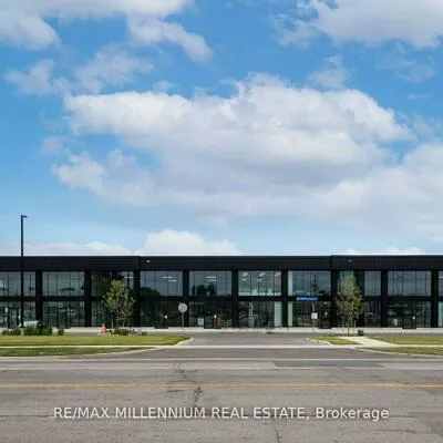 530, Speers, 1014 - QE Queen Elizabeth, Oakville