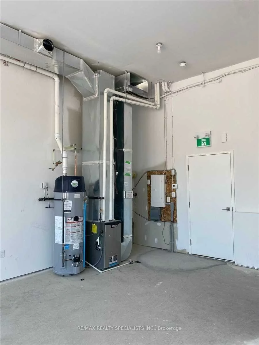 73, Burnhamthorpe, 1008 - GO Glenorchy, Oakville